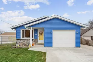 2715 Superior Ave, Sheboygan, WI 53083 - Photo 1