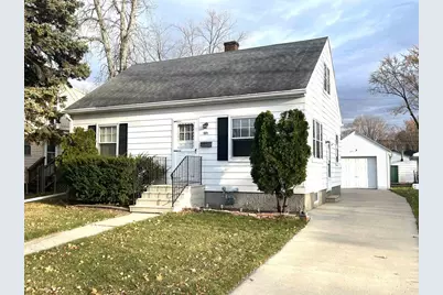 1211 10th Avenue, Green Bay, WI 54304 - Photo 1