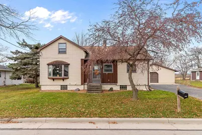433 Spruce Street, Omro, WI 54963 - Photo 1