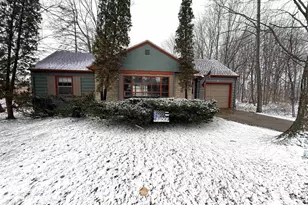 18 20th St, Clintonville, WI 54929 - Photo 1