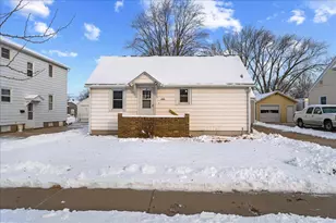 1641 Preble Ave, Green Bay, WI 54302 - Photo 1