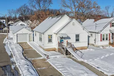 1202 12th Avenue, Green Bay, WI 54304 - Photo 1