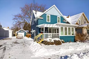 410 E Lincoln Ave, Oshkosh, WI 54901 - Photo 1