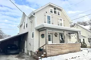 306 N Hubbard St, Horicon, WI 53032 - Photo 1