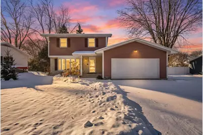 820 Ellen Lane, Fond du Lac, WI 54935 - Photo 1