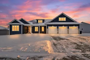 1725 Red Oak St, Green Bay, WI 54313 - Photo 1