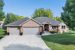 3235 Hickory Ridge Ln, Green Bay, WI 54311 - Photo 1