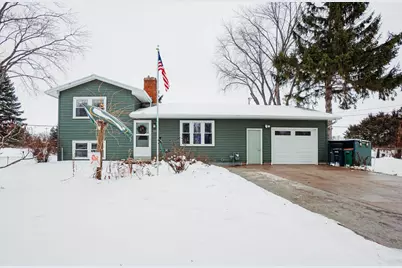 425 Marshall Avenue, Fond du Lac, WI 54935 - Photo 1