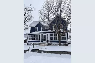 1431 Newberry Avenue, Marinette, WI 54143 - Photo 1