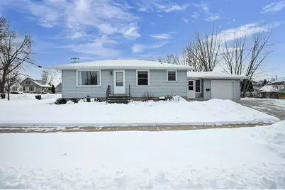 217 E McKinley Avenue, Little Chute, WI 54140 - Photo 1