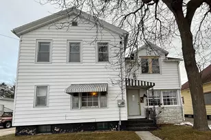 1610 17th St, Two Rivers, WI 54241 - Photo 1