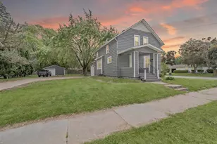 1411 Shawano Ave, Green Bay, WI 54303 - Photo 1