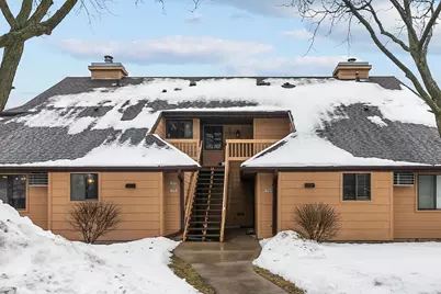 1391 W 18th Avenue, Oshkosh, WI 54902 - Photo 1