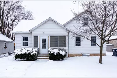 540 Elm Street, Neenah, WI 54956 - Photo 1