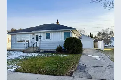 292 18th Street, Fond du Lac, WI 54935 - Photo 1