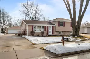 1117 Alva St, Menasha, WI 54952 - Photo 1