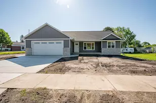 1040 Ethel Ave, Green Bay, WI 54304 - Photo 1