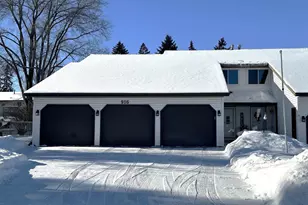 916 Square Terrace, Green Bay, WI 54313 - Photo 1