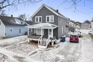 1322 S Broadway, Green Bay, WI 54304 - Photo 1