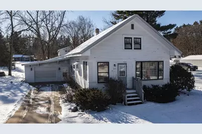 409 Sumner Street, Weyauwega, WI 54983 - Photo 1