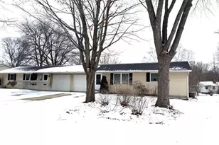1124 Jaymar St, Green Bay, WI 54313 - Photo 1