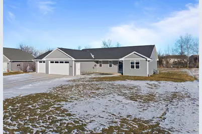 4372 Lakeland Drive, Oshkosh, WI 54904 - Photo 1