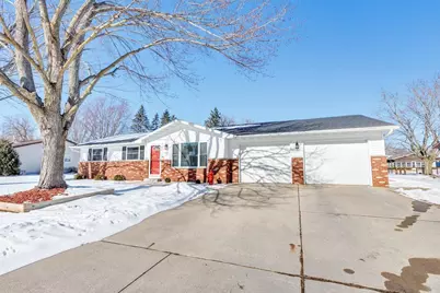 203 E Glenbrook Drive, Pulaski, WI 54162 - Photo 1