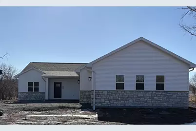 126 Southfield Court, Neenah, WI 54956 - Photo 1