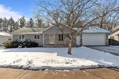 201 E Meadow Grove Boulevard, Appleton, WI 54915 - Photo 1