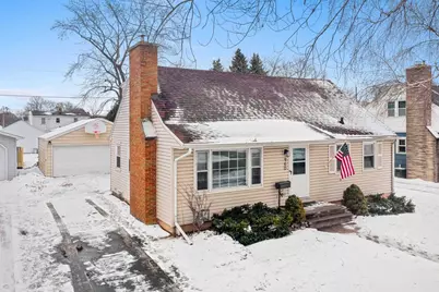 960 Higgins Avenue, Neenah, WI 54956 - Photo 1