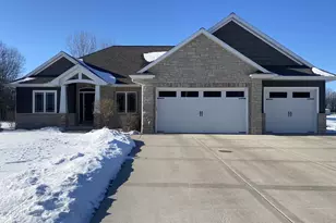 1630 Ravine Dr, Green Bay, WI 54313 - Photo 1