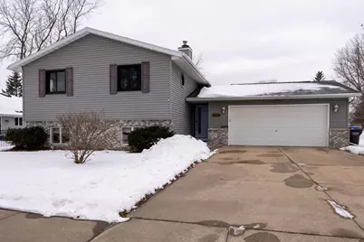 3108 E Rail Road, Appleton, WI 54915 - Photo 1
