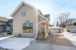 1357 Ceape Ave, Oshkosh, WI 54901 - Photo 1