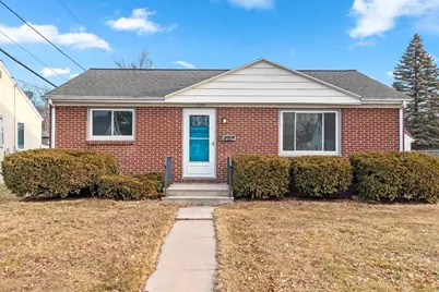 1220 Hickory Hill Drive, Green Bay, WI 54304 - Photo 1