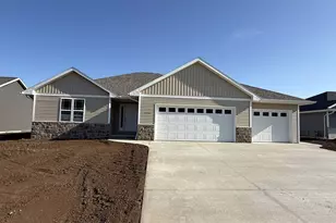 1716 Betty Jean Ln, Green Bay, WI 54313 - Photo 1