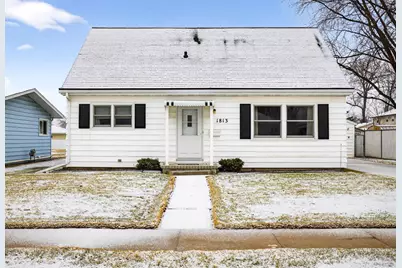 1813 Pauline Street, Appleton, WI 54911 - Photo 1
