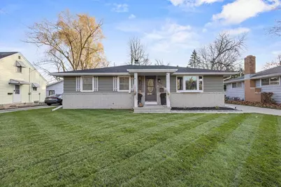 1437 Glendale Avenue, Appleton, WI 54911 - Photo 1