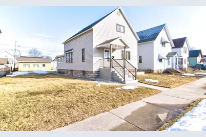 1166 Daggett Street, Marinette, WI 54143 - Photo 1