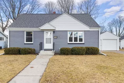 1242 Langlade Avenue, Green Bay, WI 54304 - Photo 1