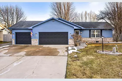 W5981 Woodsedge Court, Appleton, WI 54915 - Photo 1