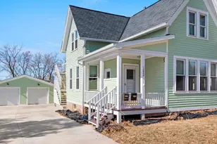 1222 S Monroe Ave, Green Bay, WI 54301 - Photo 1