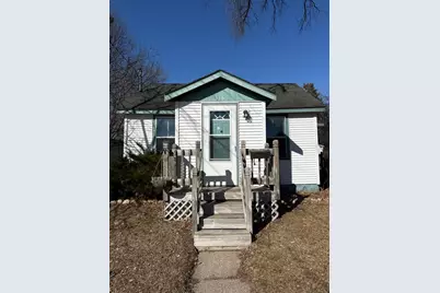 346 North Street, Waupaca, WI 54981 - Photo 1