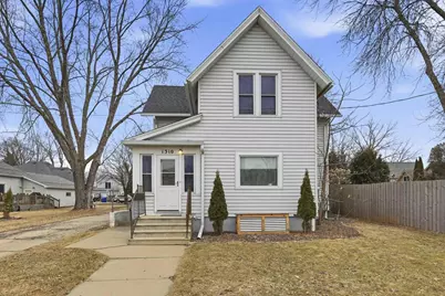 1310 S Madison Street, Appleton, WI 54915 - Photo 1