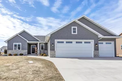 5593 Amethyst Drive, Appleton, WI 54913 - Photo 1