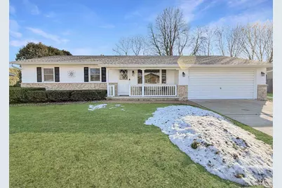 803 Viola Avenue, Oshkosh, WI 54901 - Photo 1