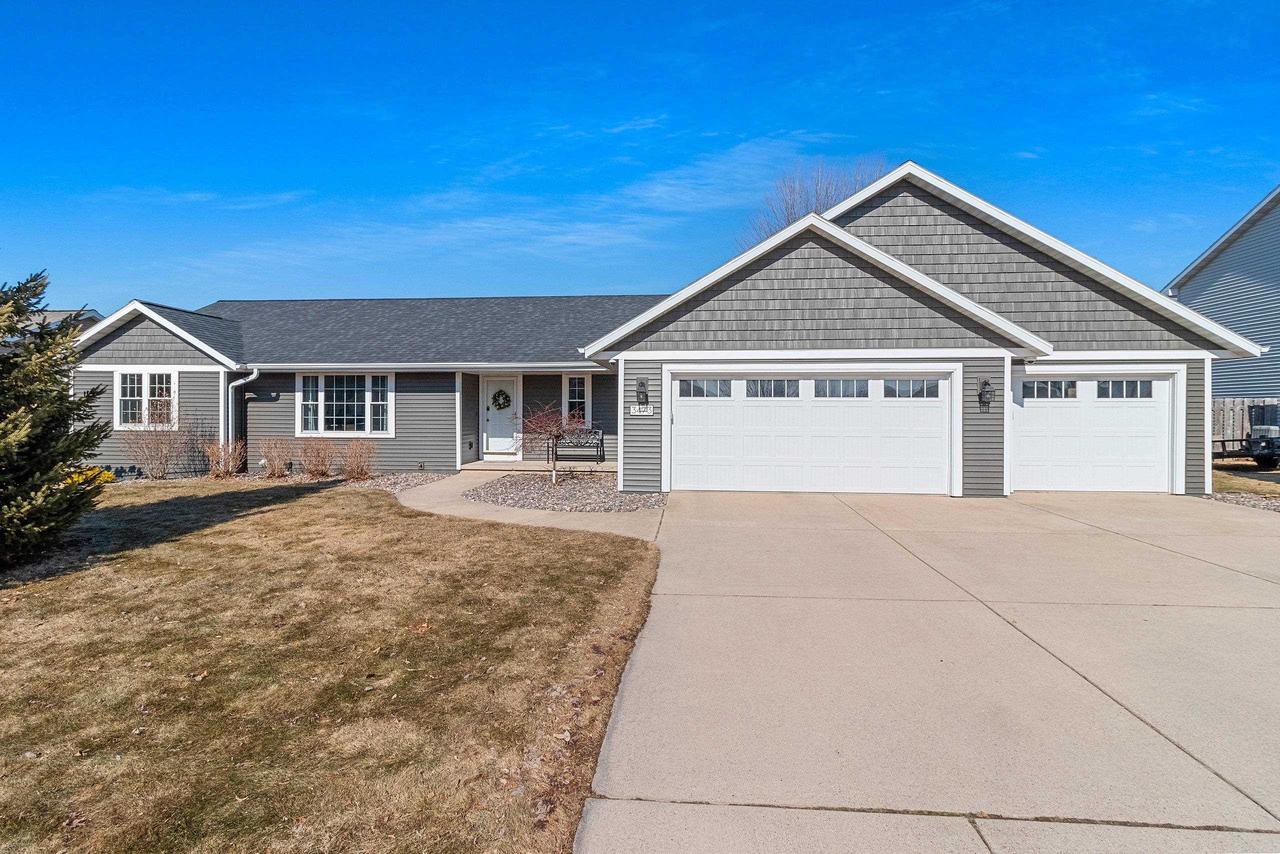 3473 Wiggins Way, Green Bay, WI 54311 - MLS 50321925 - Coldwell Banker