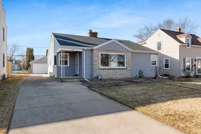 138 Hazel Street, Neenah, WI 54956 - Photo 1