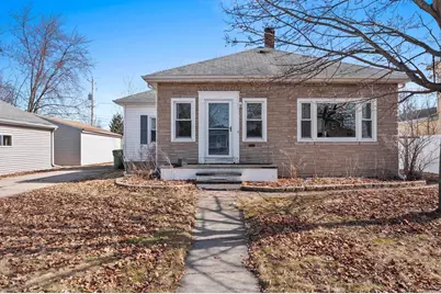 215 S Elm Street, Kimberly, WI 54136 - Photo 1