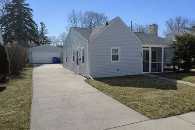 1631 W Spring Street, Appleton, WI 54914 - Photo 1