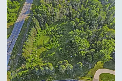 2532 Victoria Drive, Manitowoc, WI 54220 - Photo 1